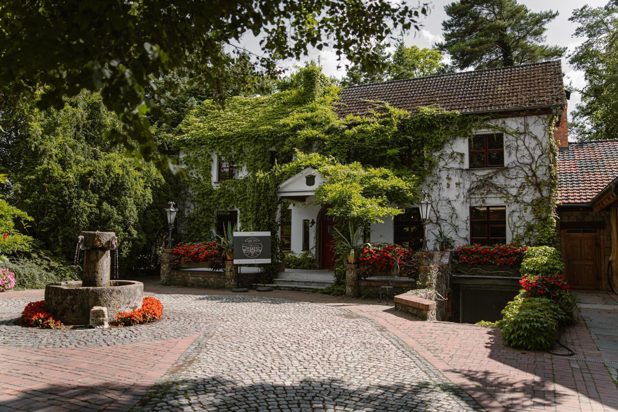 Siedem Drzew Hotel Biskupice  Luaran gambar